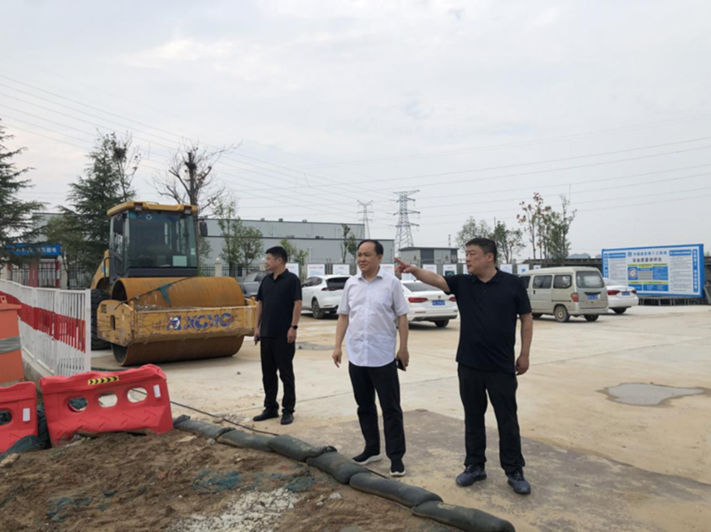 华体会体育-华体会（中国）
党委委员、副总经理张岩到侯寨新镇区安置区调研项目建设工作